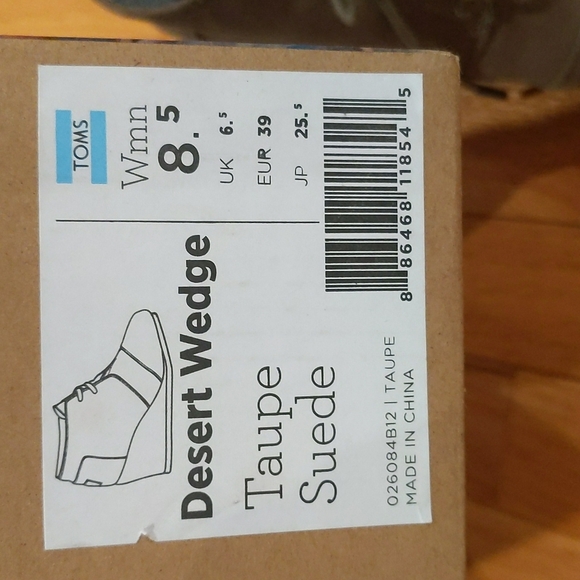 TOMS - Desert Taupe Suede Wedge Boots - Size 8.5 - Picture 10 of 11